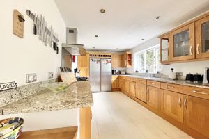 Photo 6- click for photo gallery